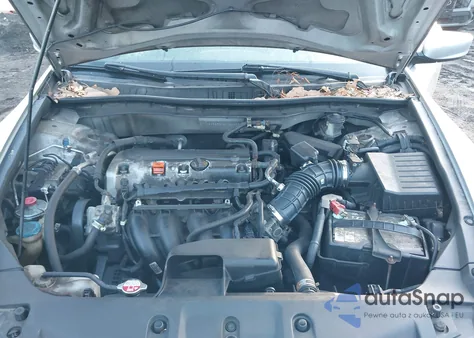 2011 Honda Accord 2.4 Lx из США, поврежденный, VIN 1HGCP2F39BA064395